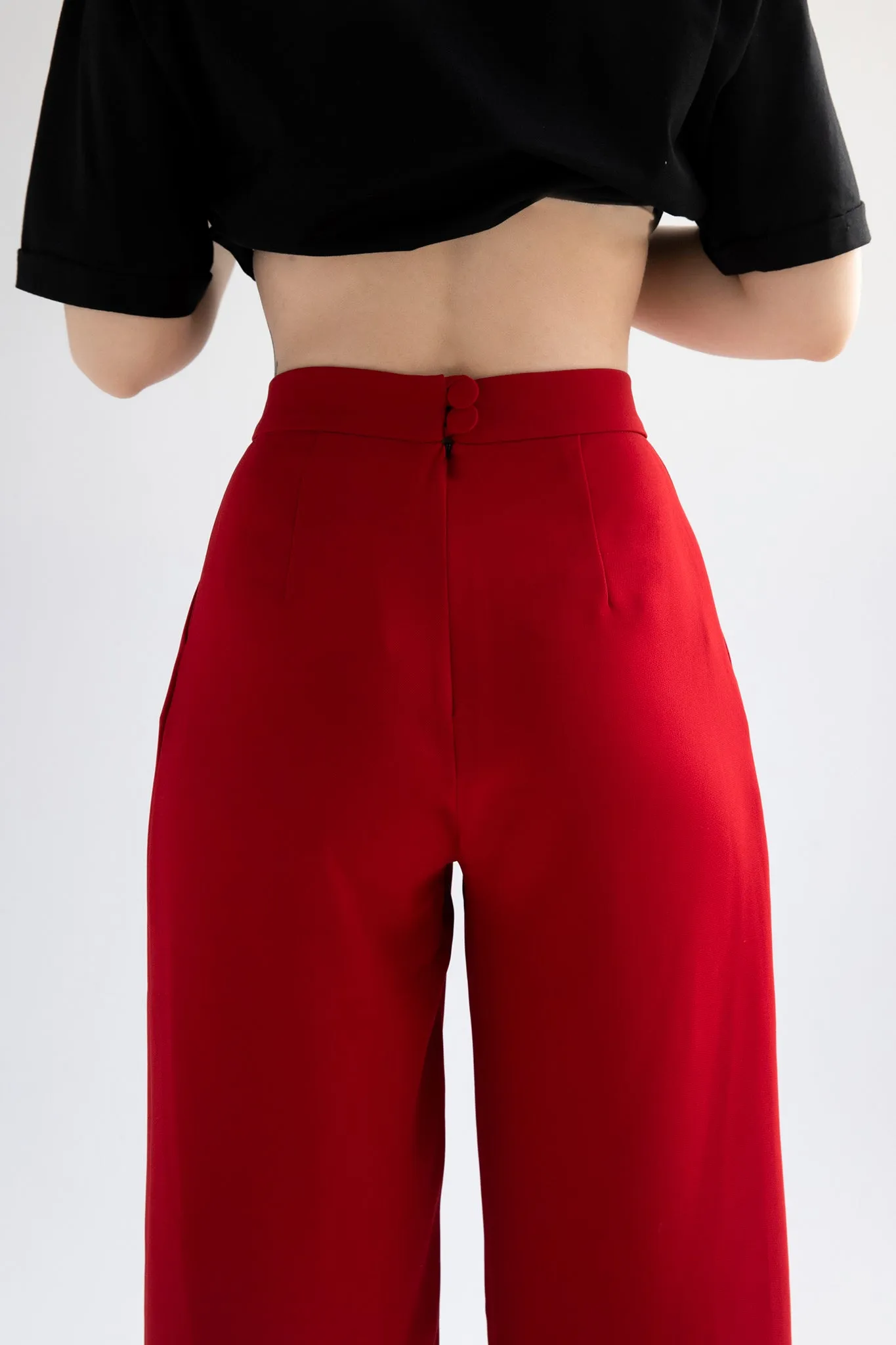 High waist wide leg pleated pants in red